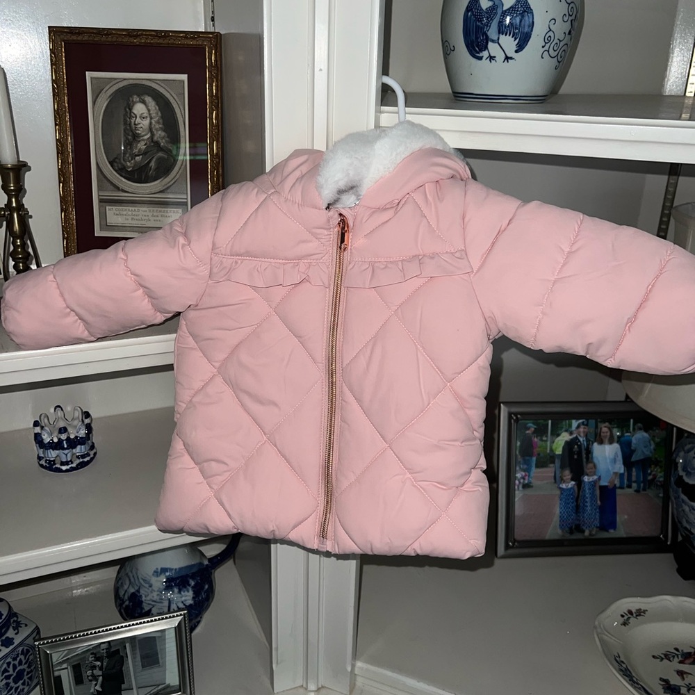 Like new rokka&rolla fleece-lined hooded puffer